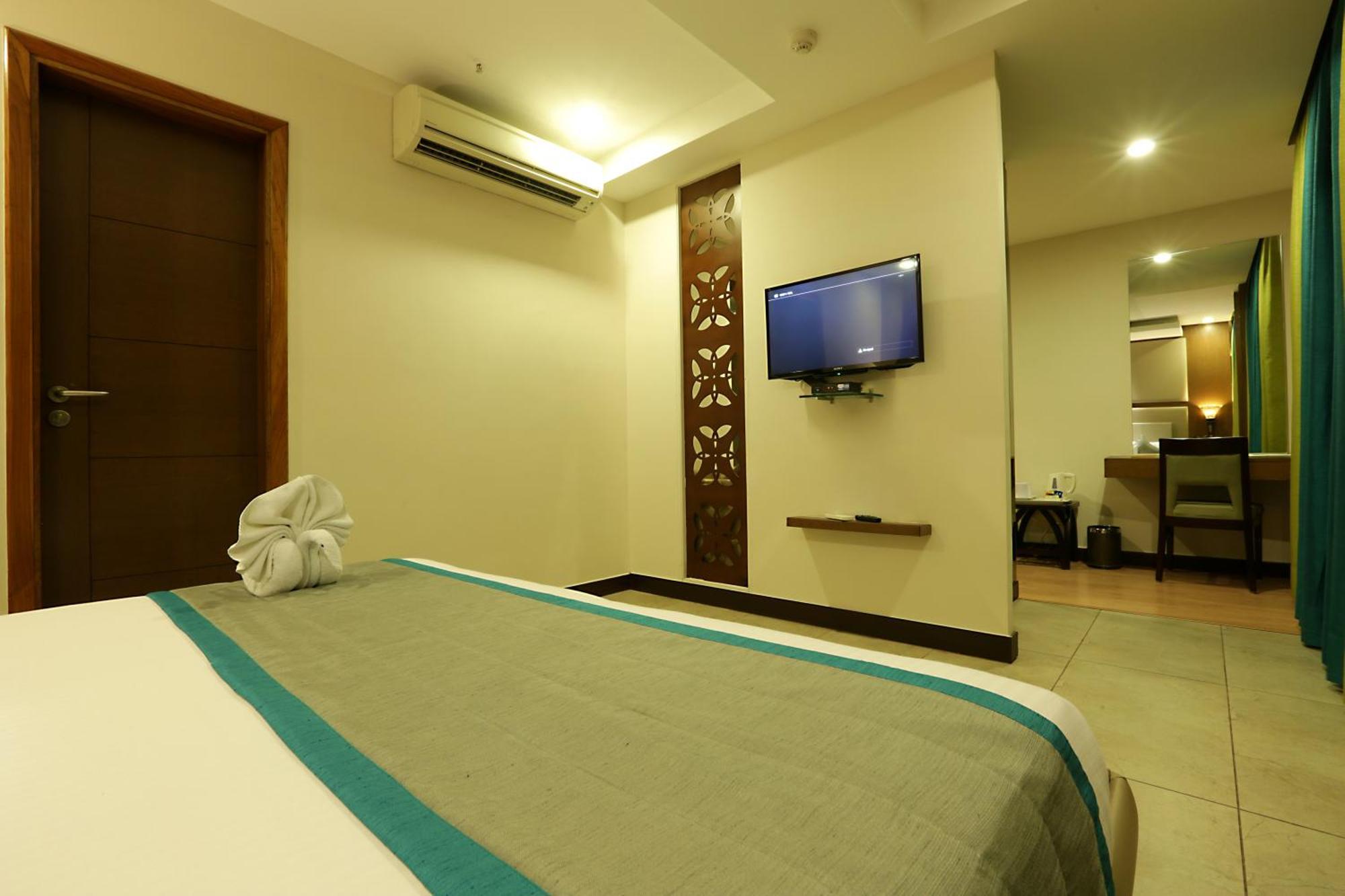 Hotel Prithvi Palace Aerocity Delhi Airport à New Delhi Extérieur photo