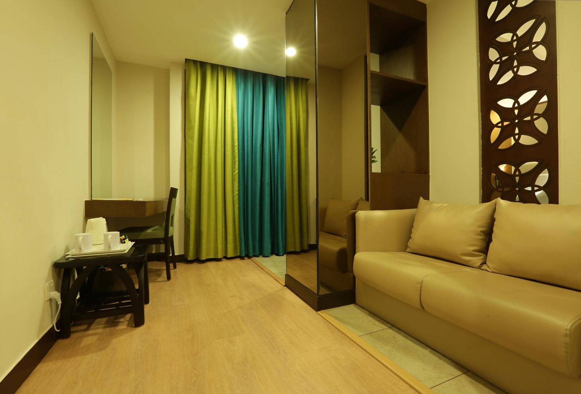 Hotel Prithvi Palace Aerocity Delhi Airport à New Delhi Extérieur photo